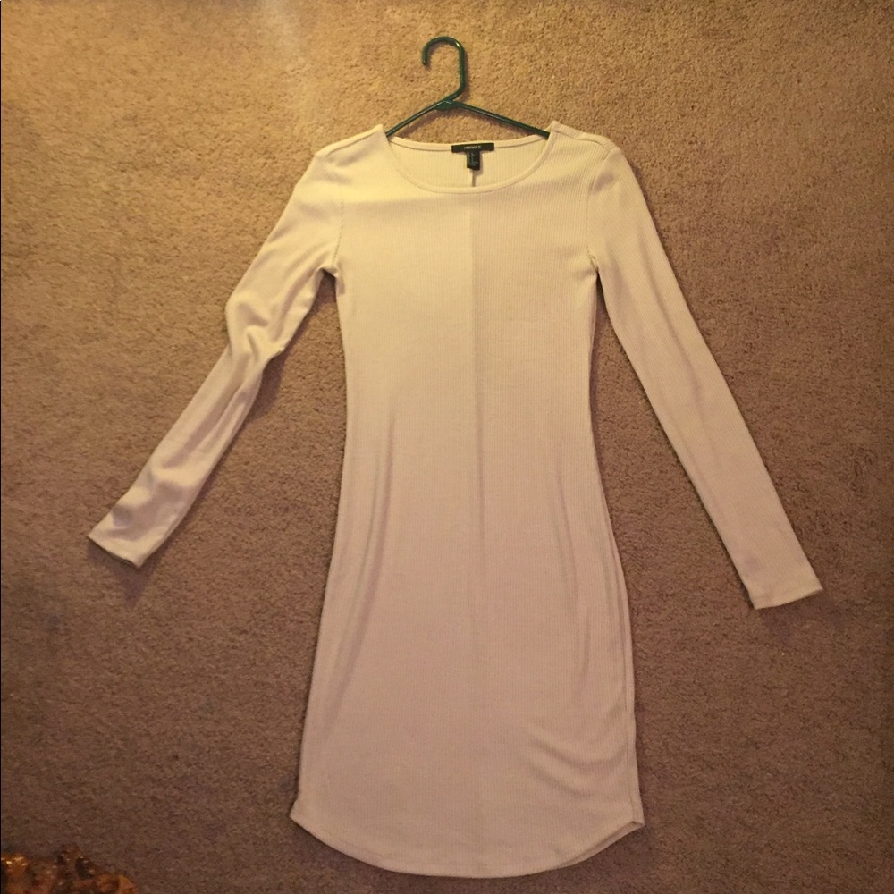 Forever 21 long sleeve dress size small